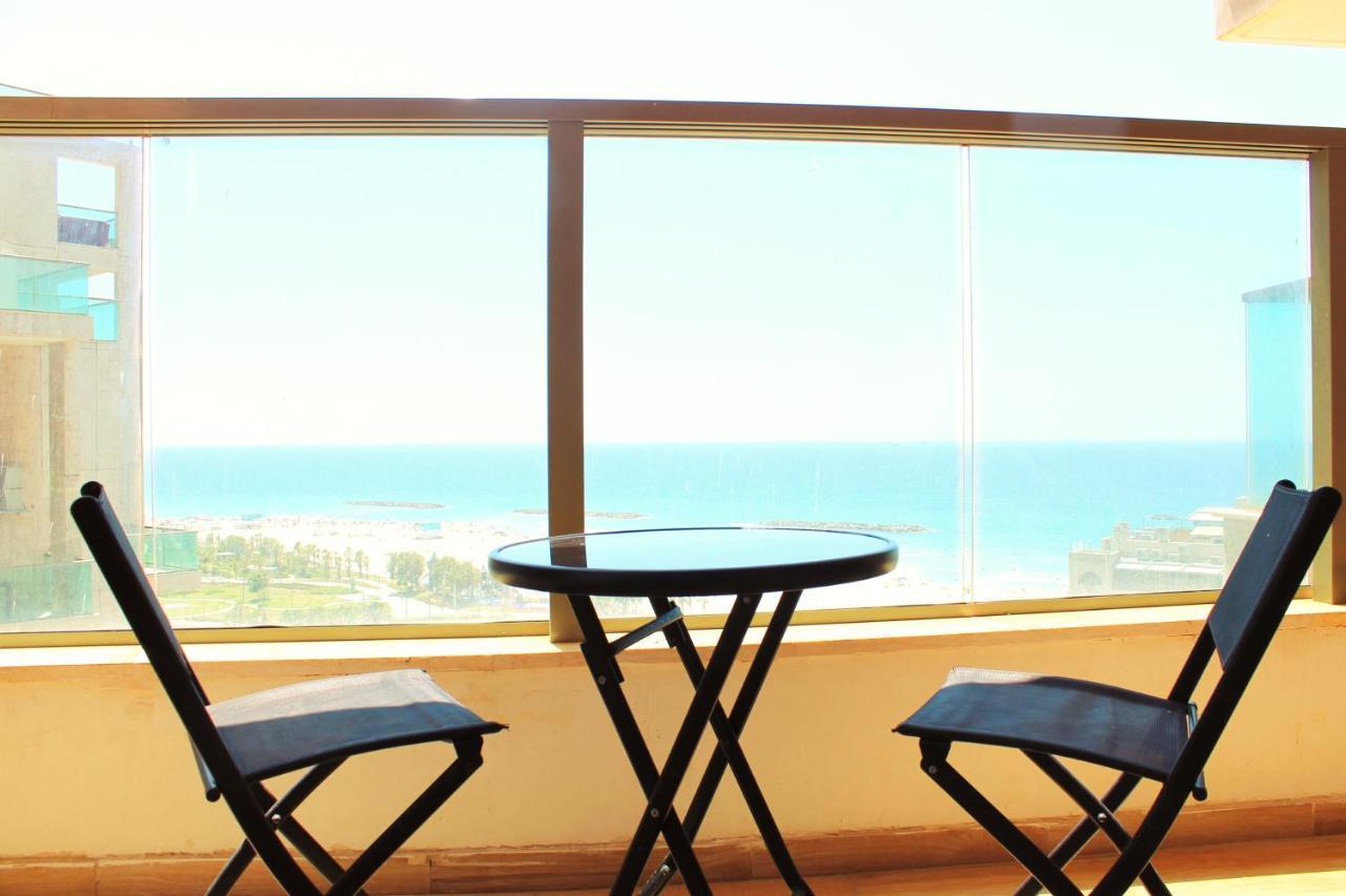 Beach Suite Israel- Best View, Gym, Massage Chair, Low Fee For Off-Site Indoor Pool Spa ביץ סוייט ישראל- נוף ים מאלף, כיסא מסאז, חדר כושר, אפשרות לבריכה מקורה, וספא בתשלום ממש מוזל Ashkelon Exterior photo